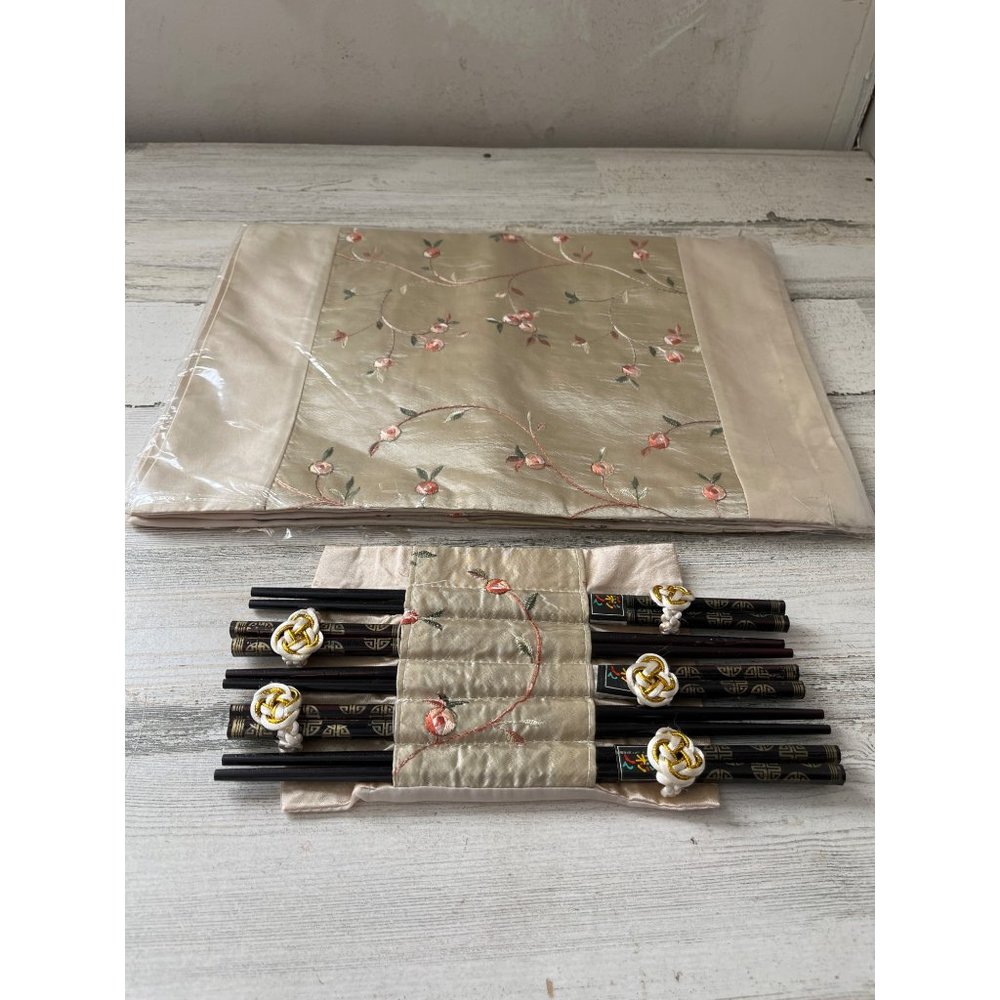 Silk like placemats with set of chopstick’s